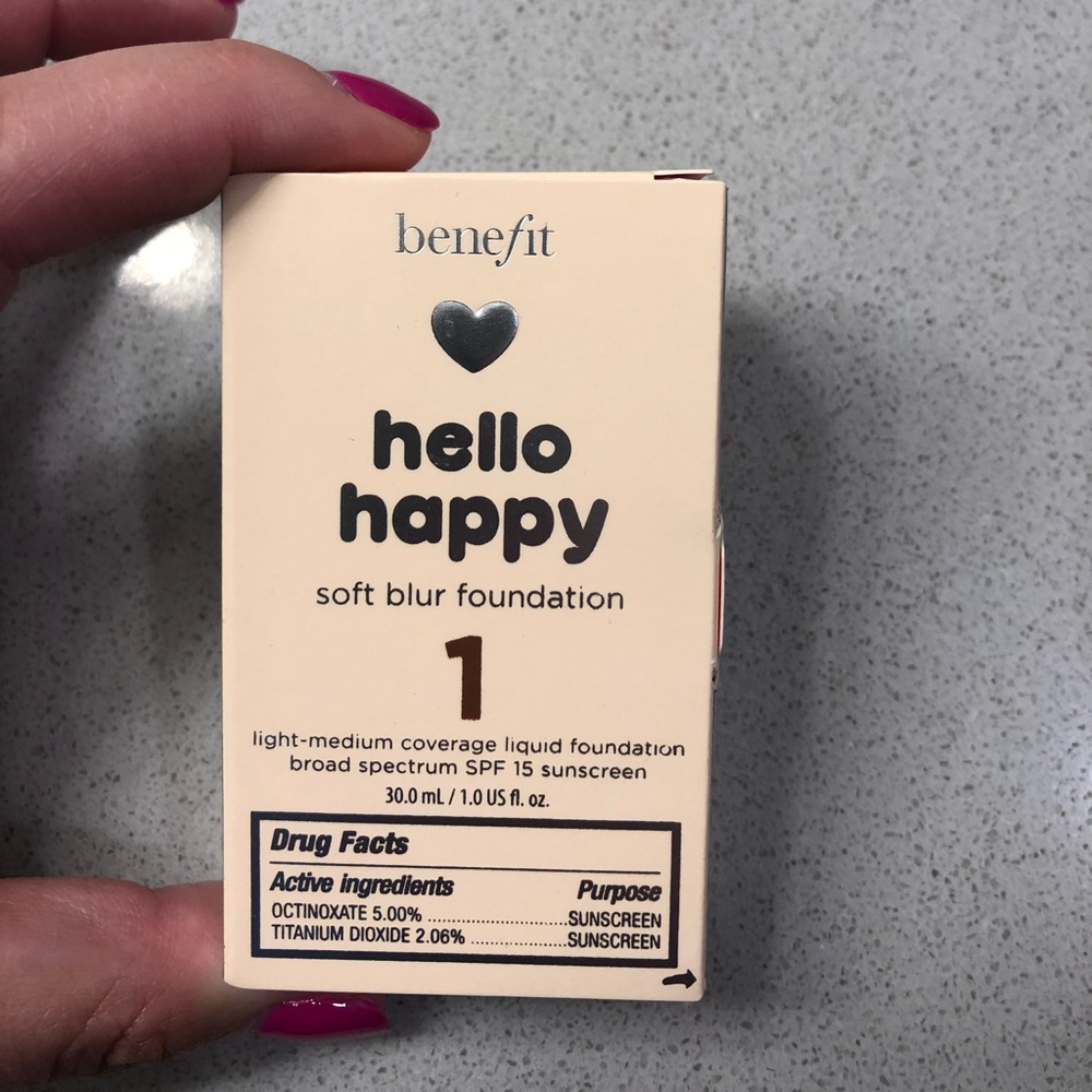 Benefit Hello Happy Soft Blur Foundation Shade 1